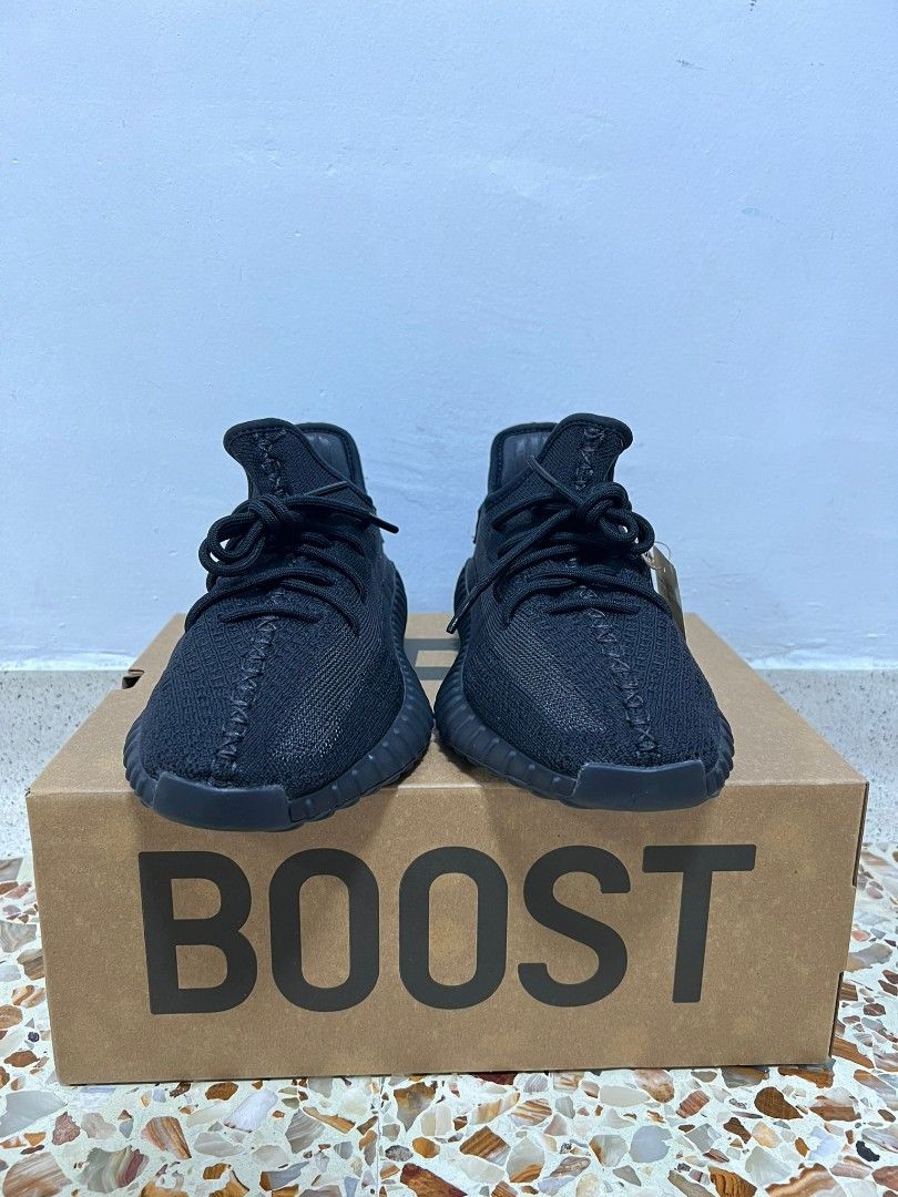 Size 3 outlet yeezys