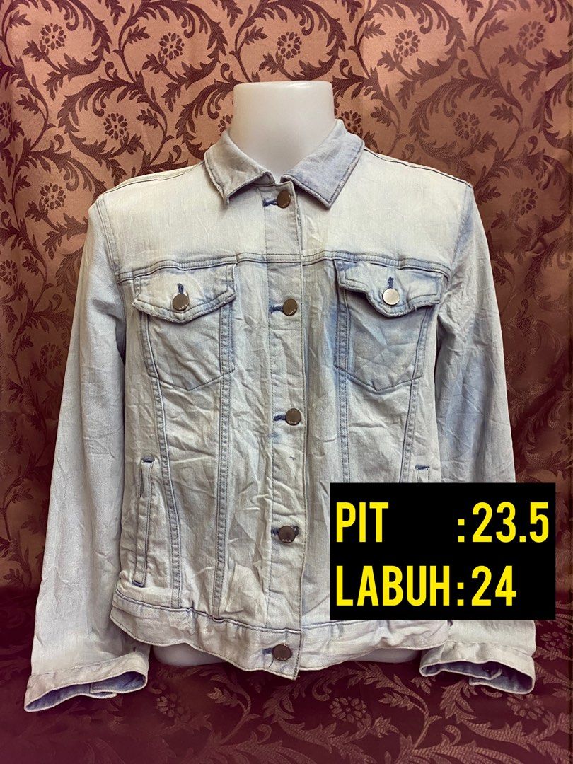 Ana sale jean jacket