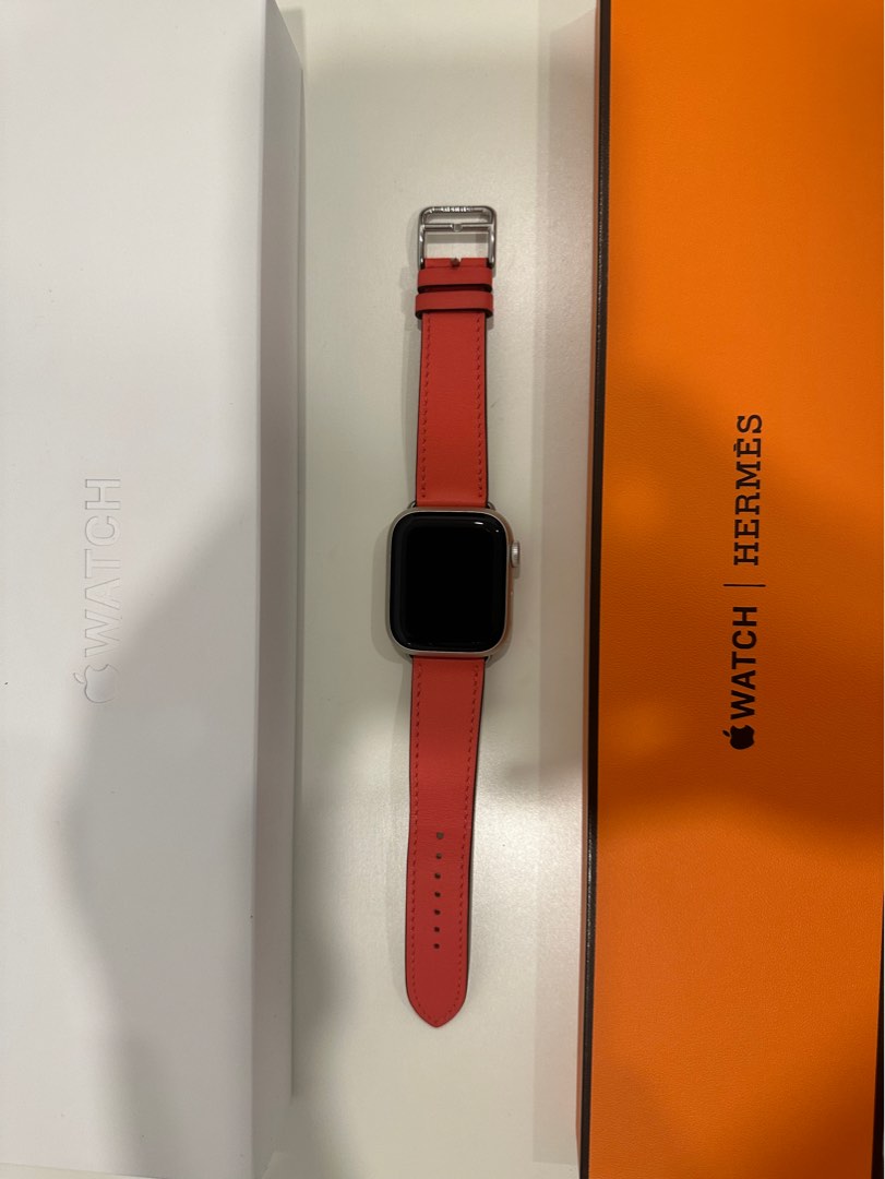 apple-watch-series-8-gps-cellular-41mm-starlight-aluminium-case