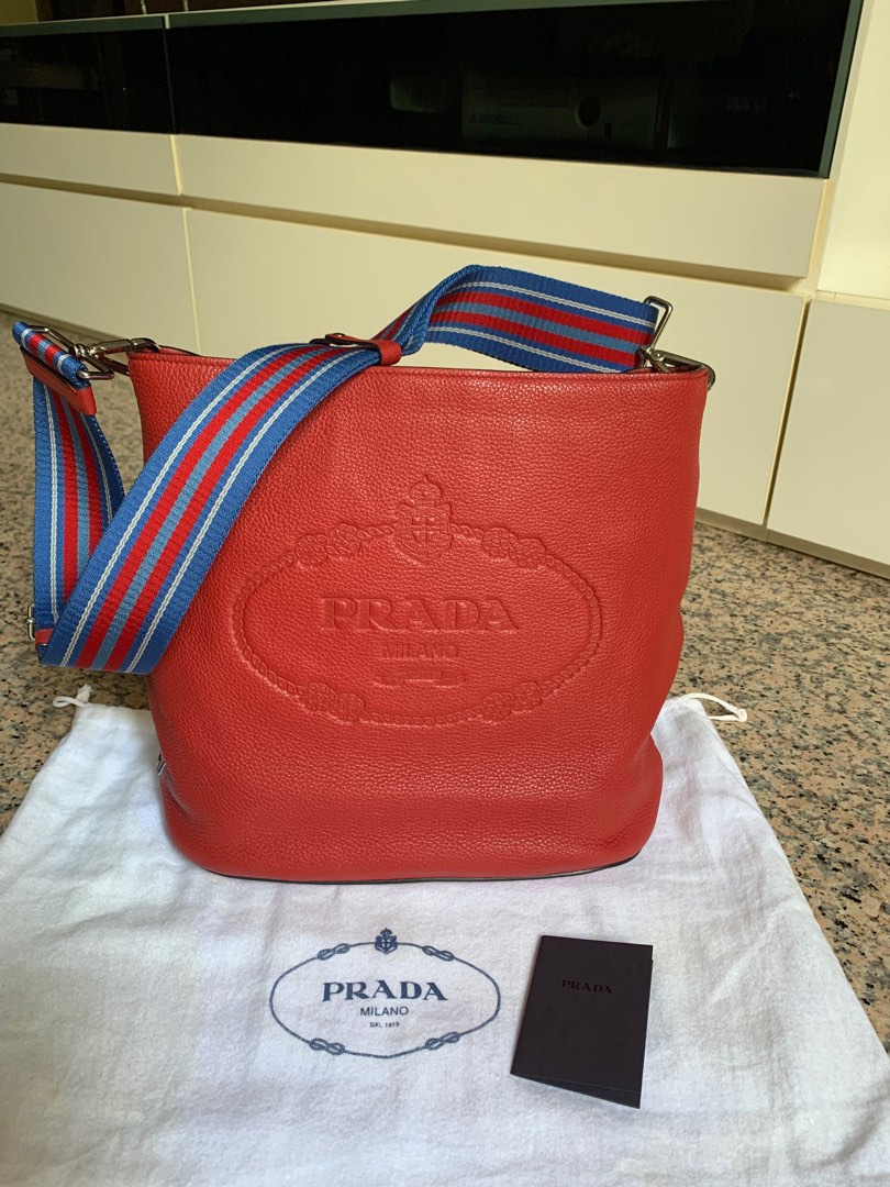 Authentic Prada 1BE023 Sling Crossbody Shoulder Carried Bucket Bag Red Handbag