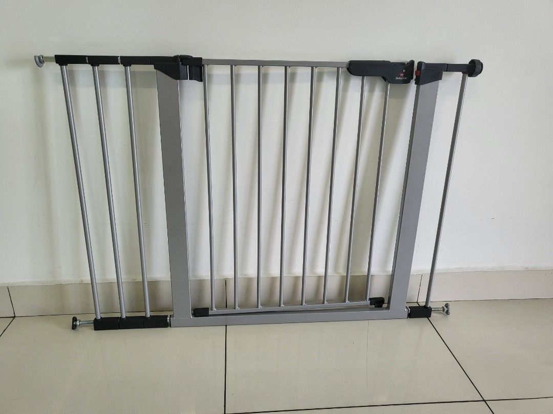 Dan hot sale baby gate