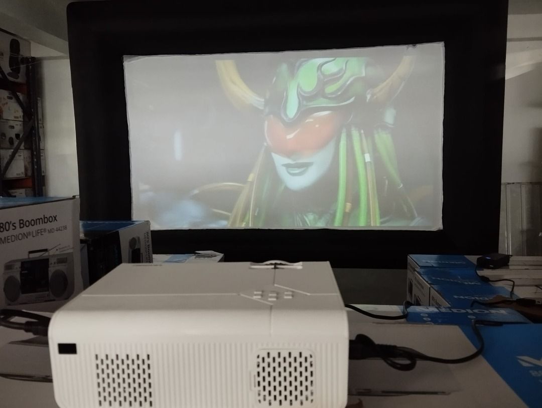 Blaupunkt FULL HD PROJECTOR with Self Inflatable Screen (BPS1080WP), TV & Home Appliances, TV