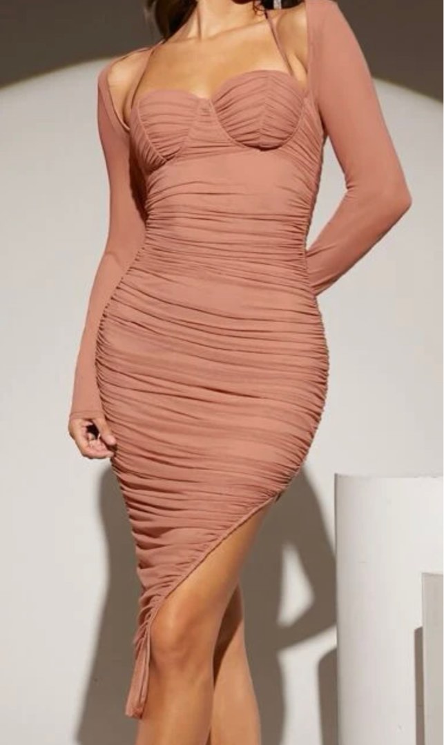 Blush ruched dress evening dress wedding gown, Women's Fashion, Dresses
