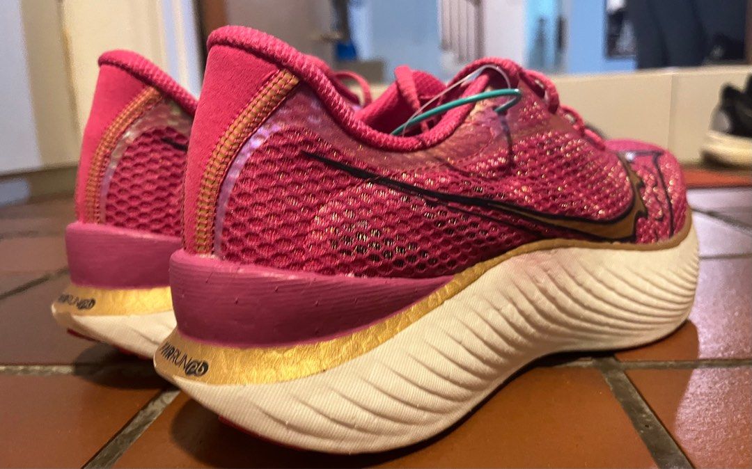 https://www.carousell.sg/p/bnib-saucony-endorphin-pro-3-better-than-nike-vaporfly-next-2-3-alphafly-next-2-1254943694/