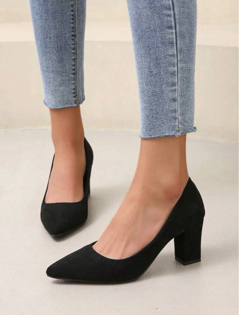 Chunky heel pointed best sale toe pumps