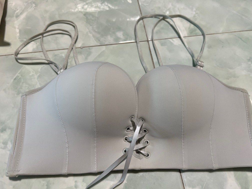 Bra 36b, Women's Fashion, New Undergarments & Loungewear on Carousell