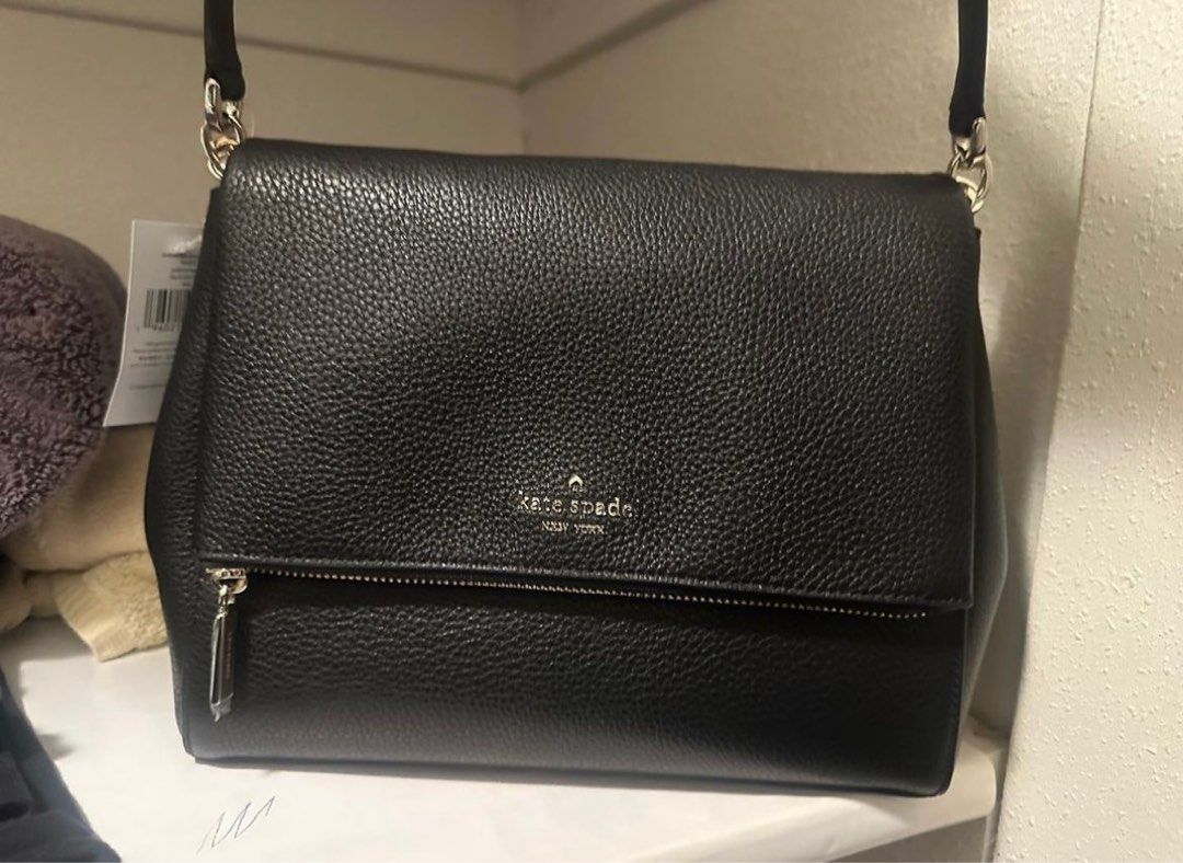 Kate Spade Leila medium flap shoulder bag with crossbody strap in black,  Luxury, Bags & Wallets on Carousell