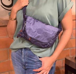 (Category: ) located in . Submitted by dearearthapparel (Listing ID 1254770477, Image 1). Description: .