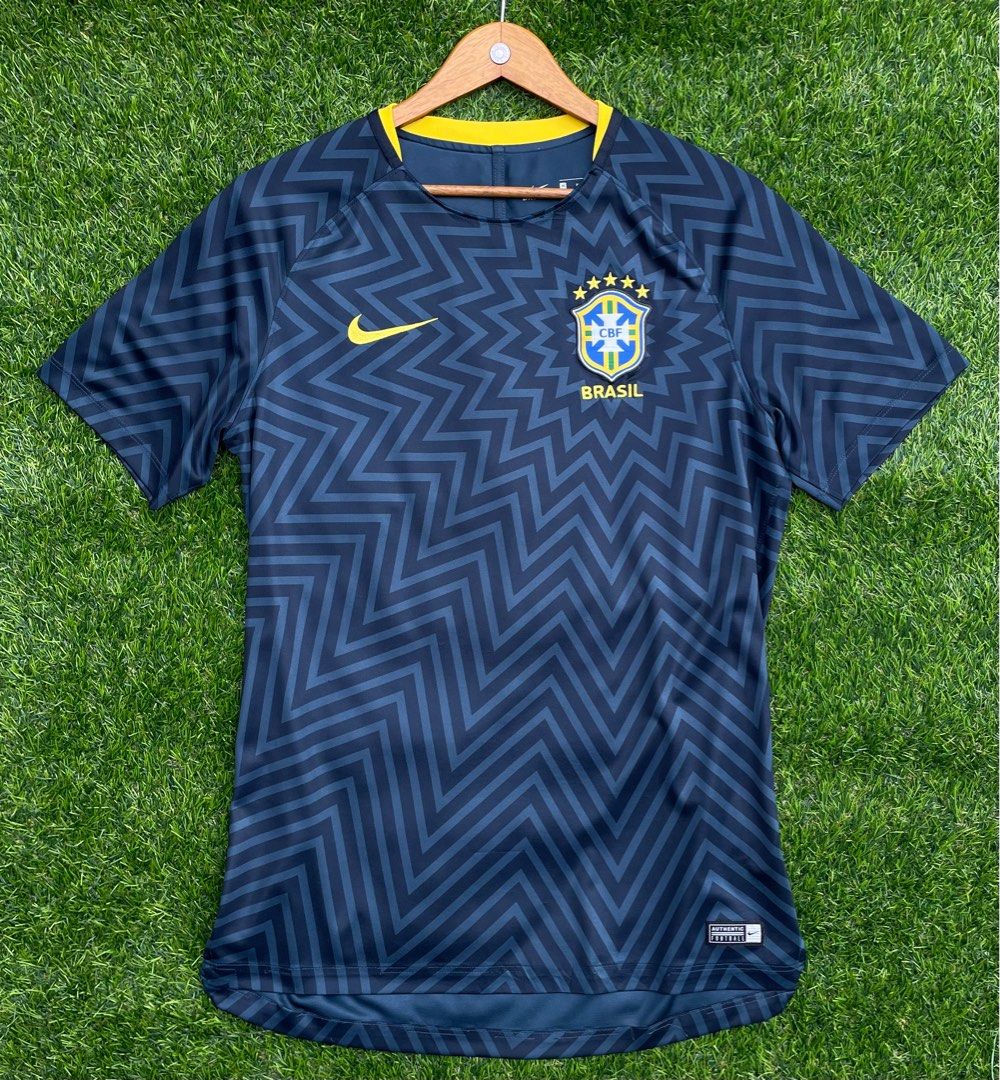 2014-15 Brazil Nike Pre-Match Training Shirt (Black)