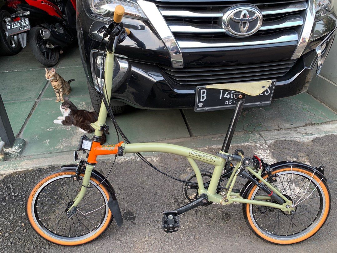 Brompton explore 2025 m6e