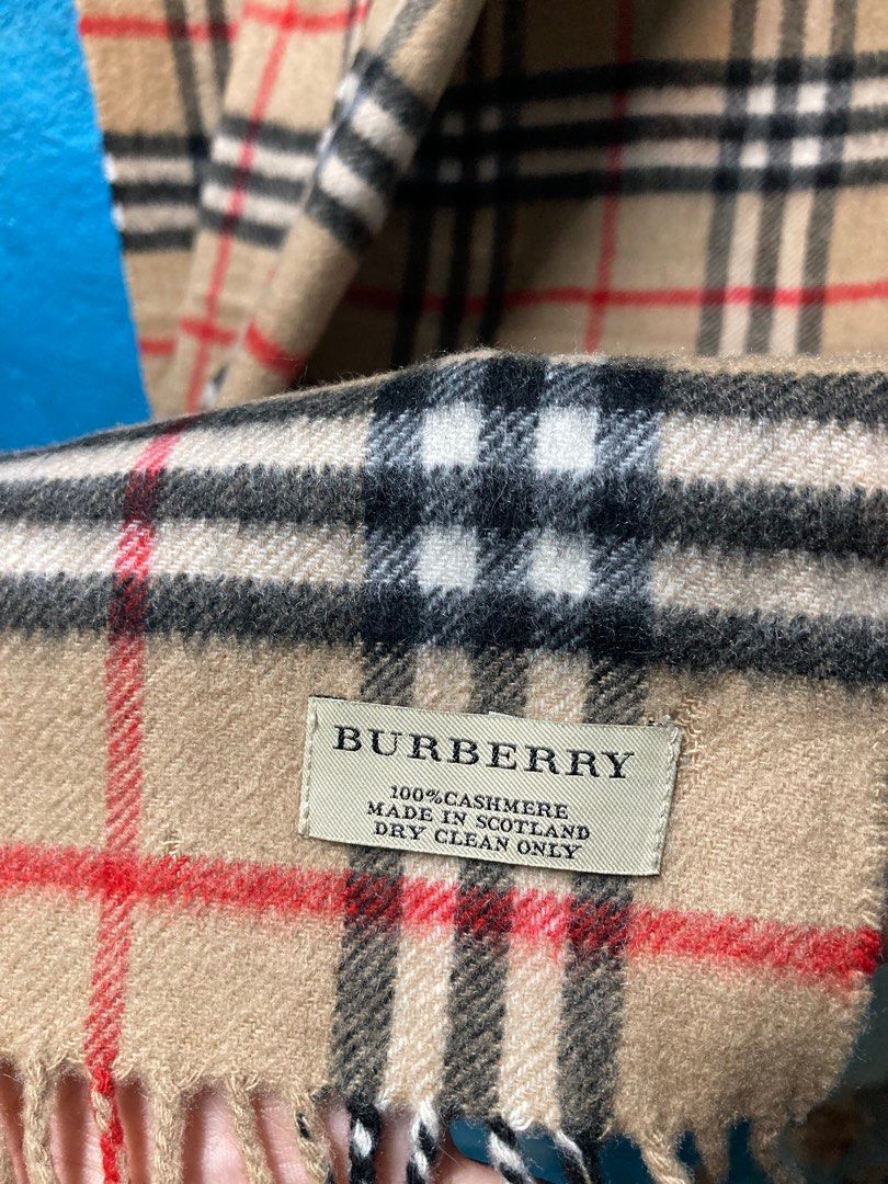 Burberry scarf best sale made in scotland