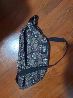 (Category: ) located in . Submitted by youshaun (Listing ID 1254988504, Image 1). Description: .