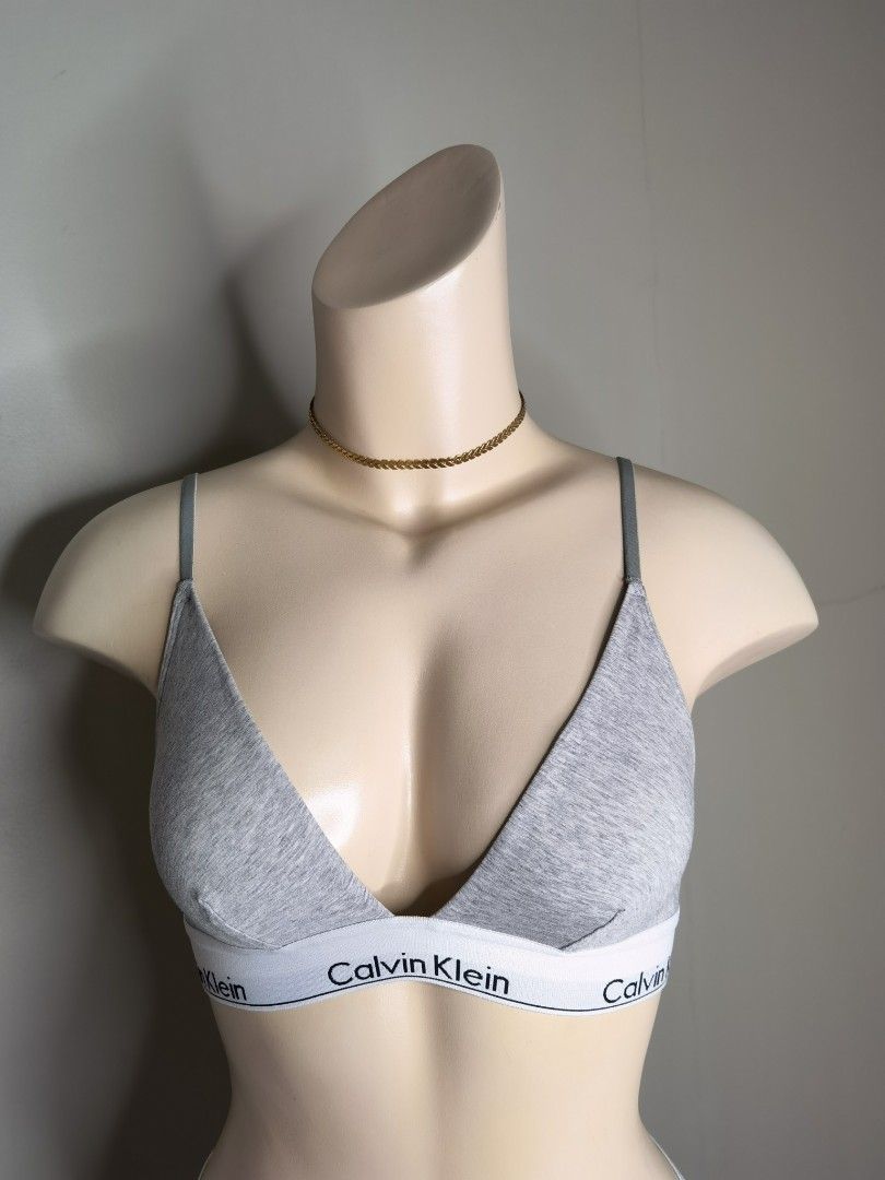 Calvin Klein : Small Set, Women's Fashion, Undergarments & Loungewear on  Carousell