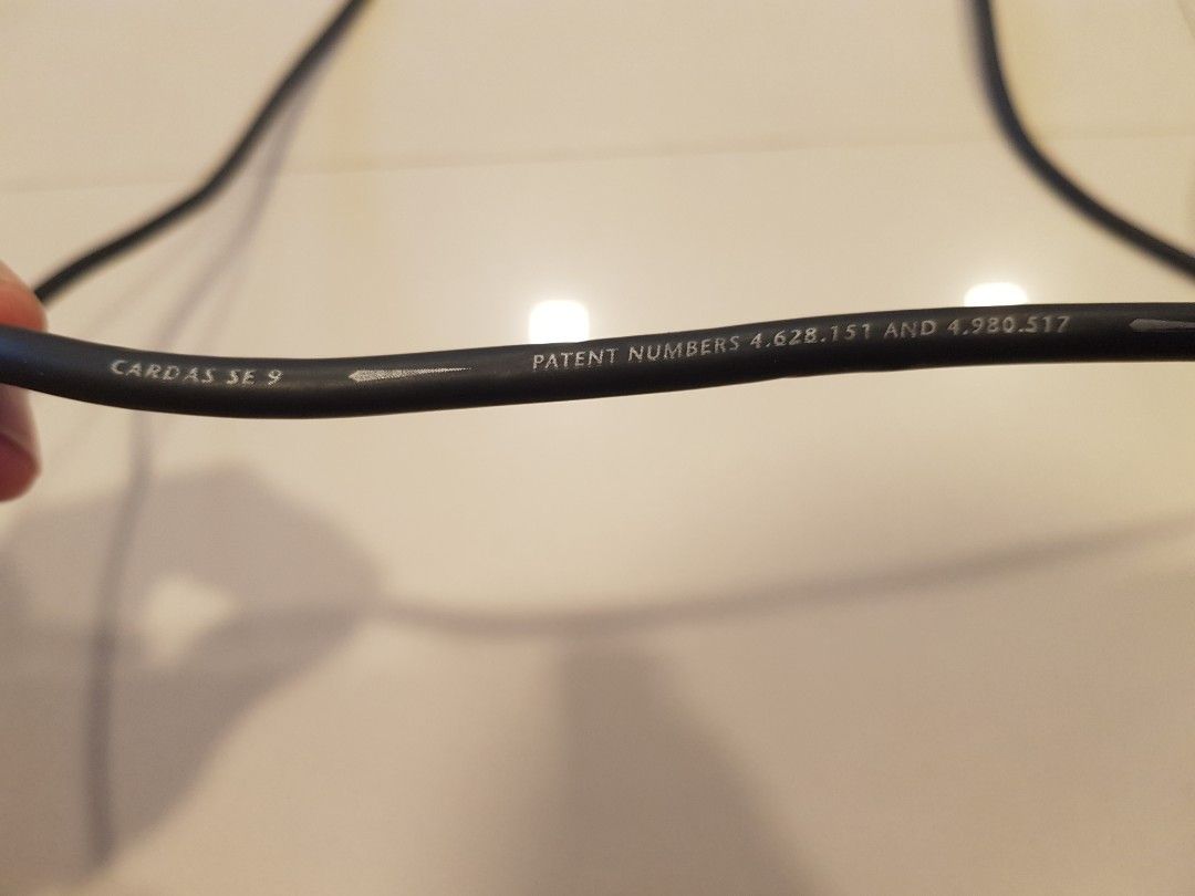 Cardas SE9 speaker cable, Audio, Other Audio Equipment on Carousell