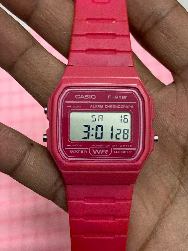 Casio on sale f91w pink