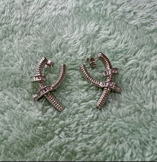 (Category: ) located in . Submitted by gem_shann (Listing ID 1254960473, Image 1). Description: .