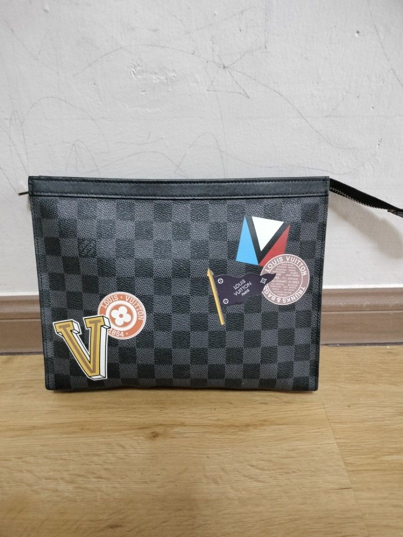 Louis Vuiton Clutch Bag for women | Buy or Sell your LV bags! - Vestiaire  Collective