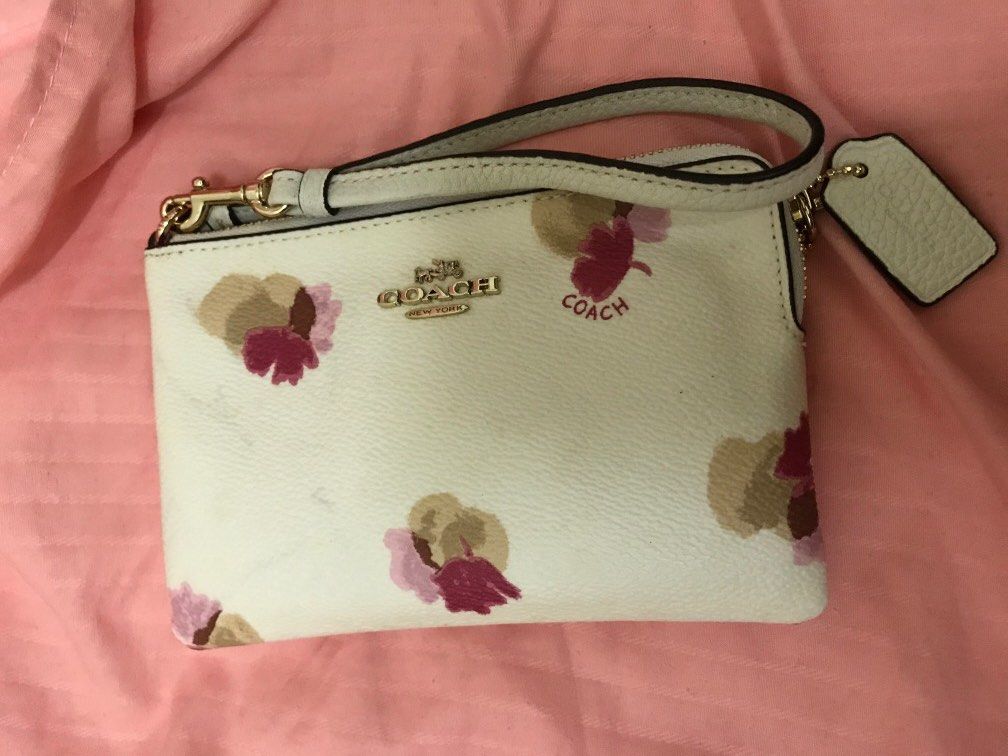 Coach top hand wallet