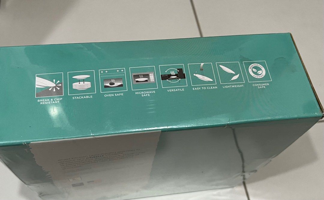 Brand new Corelle Snapware 1.41L Set, Furniture & Home Living ...