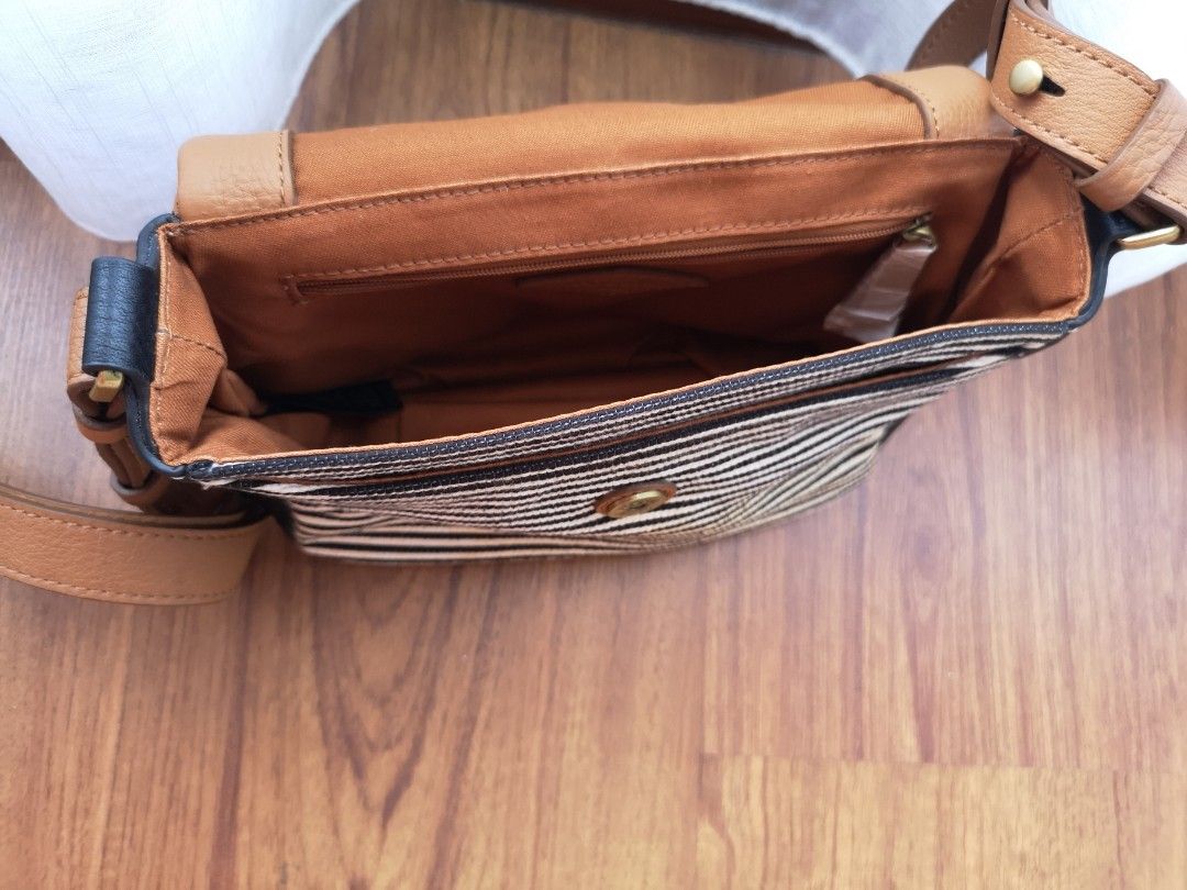 Fossil preston store crossbody bag