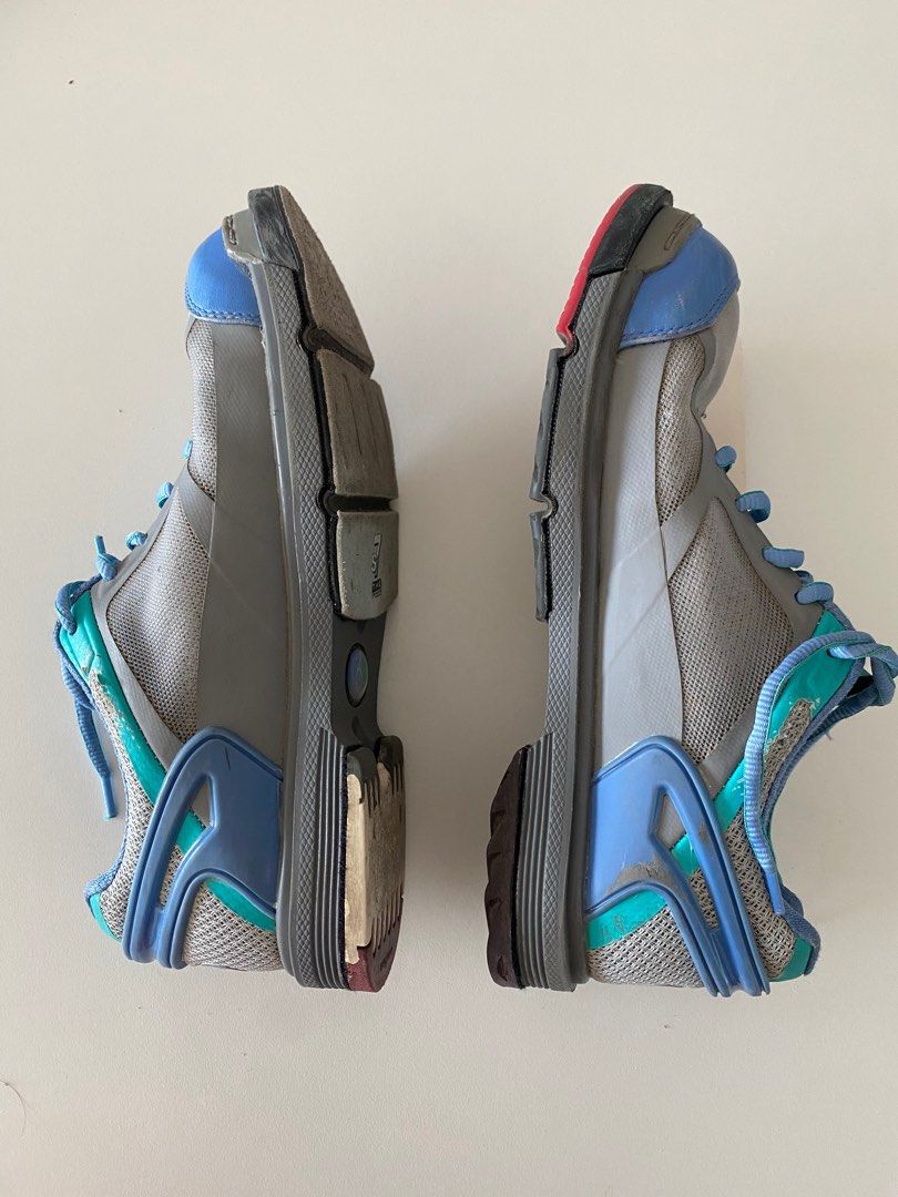 kasut bowling dexter