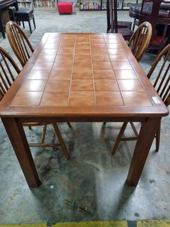 Dining table and 4 chair