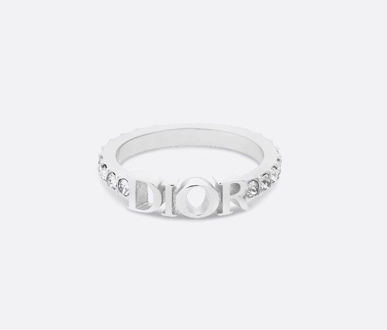 DIO(R)EVOLUTION RING (Category: Rings) located in Singapore. Submitted by wldkdl.23 (Listing ID 1254842831, Image 1). Description: Size M RTP $560 Open to trade with the gold version Ring has tarnished into a gold copper colour on some edges.