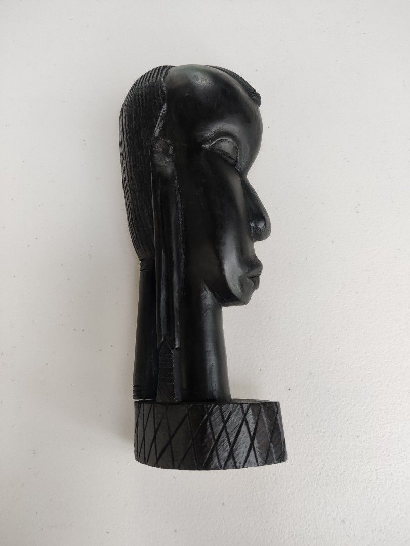Ebony Wood Sculpture (Category: Vintage Collectibles) located in Tagum. Submitted by cs1907 (Listing ID 1254834037, Image 3). Description: -hand carved in kenya -genuine BESMO Product.