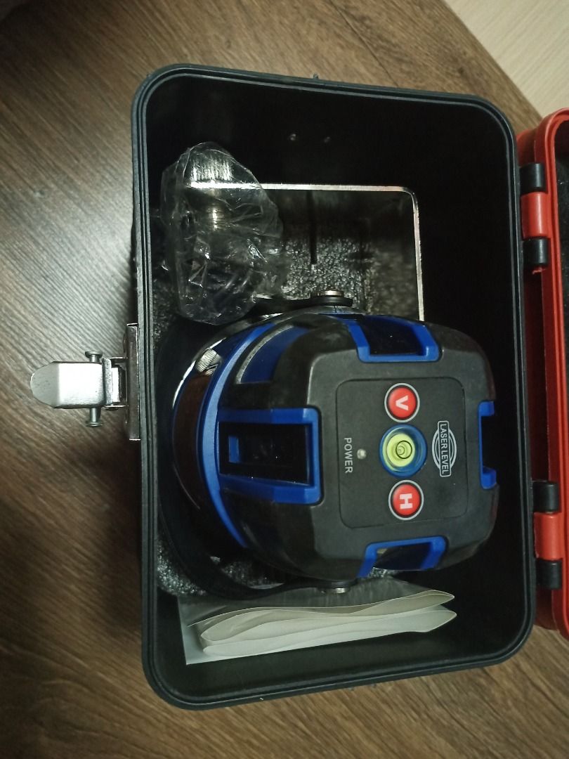 LaserLine™ | Multifunktionales Laserniveau – Genaues Messen und Ausrichten leicht gemacht