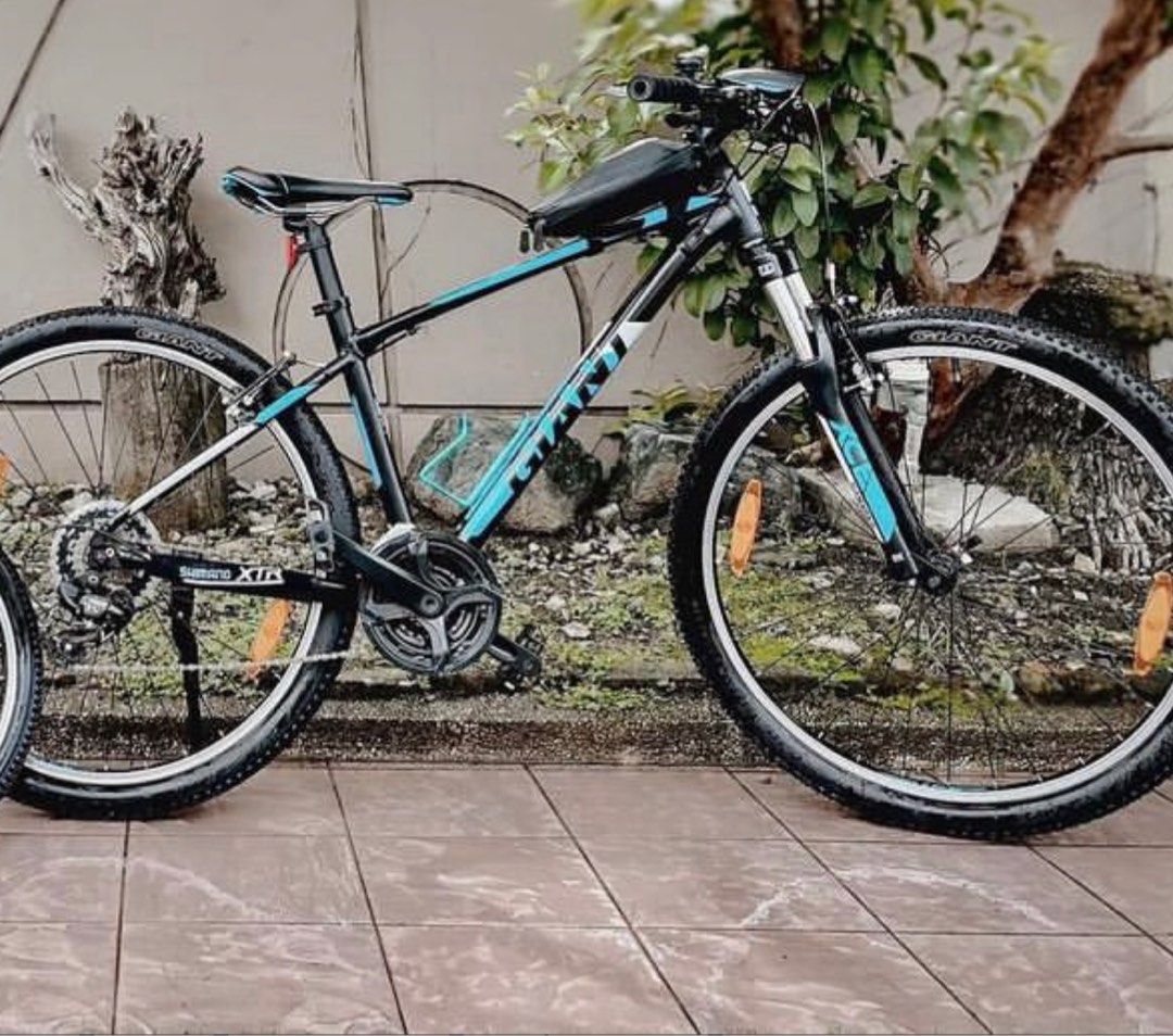 Giant ATX Mountain Bike For Sale