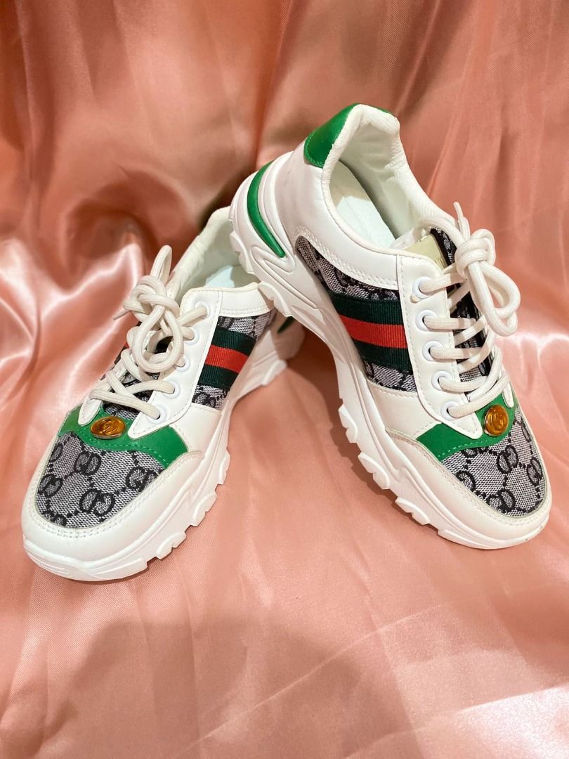 Gucci shoes class a online