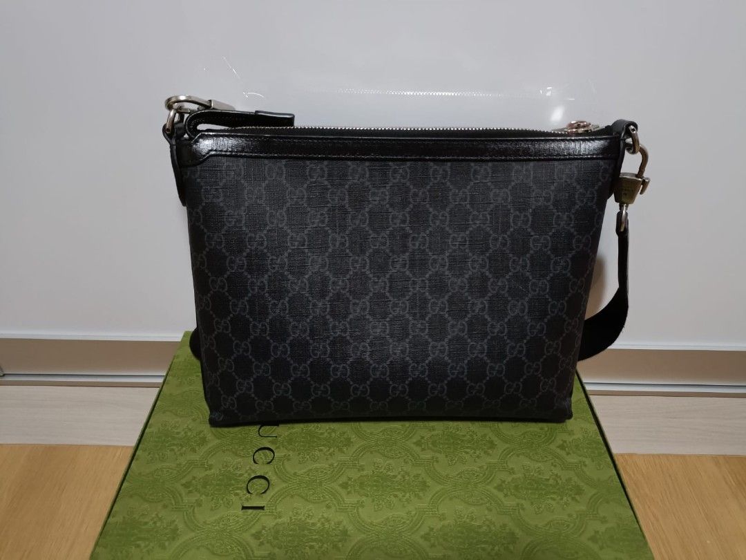 Gucci GG printed chest bag crossbody shoulder bag 28 x 16cm