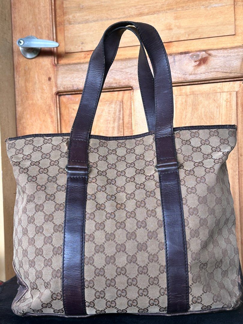 Gucci monogram shoulder bag