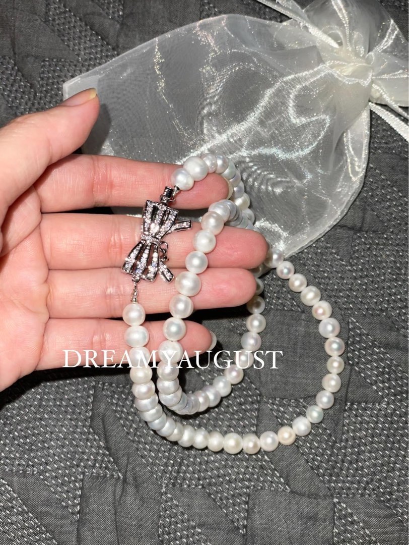 Where can i online get a necklace made