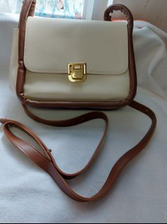 （分類：）位於 。 由 joymarcos222 提交（商品編號 1254859149，圖片 1）。簡介： 。