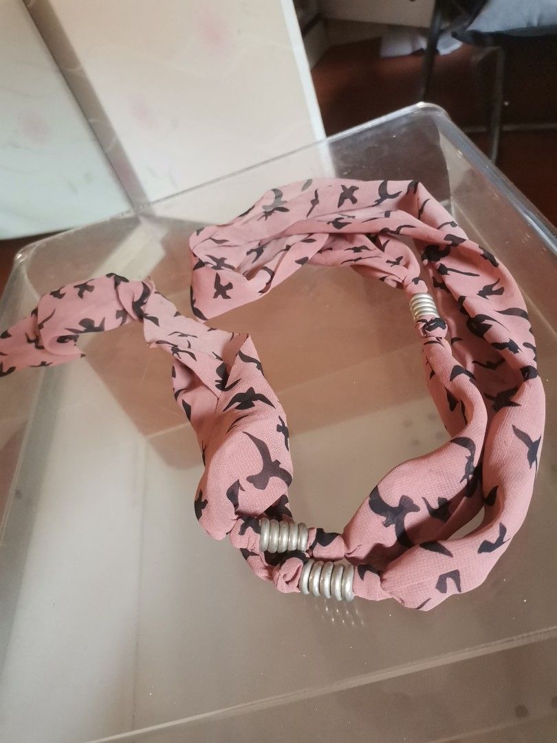 Headpiece head dress (Category: Hair Accessories) located in Quezon City. Submitted by fifthings (Listing ID 1254872079, Image 1). Description: .
