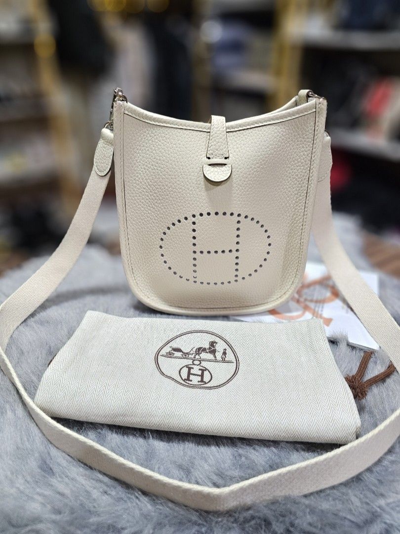 Hermes small sales crossbody bag