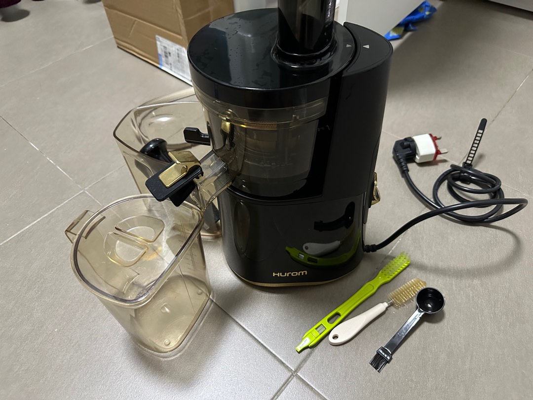 Hurom Slow Juicer cold press, TV & Home Appliances, Kitchen Appliances
