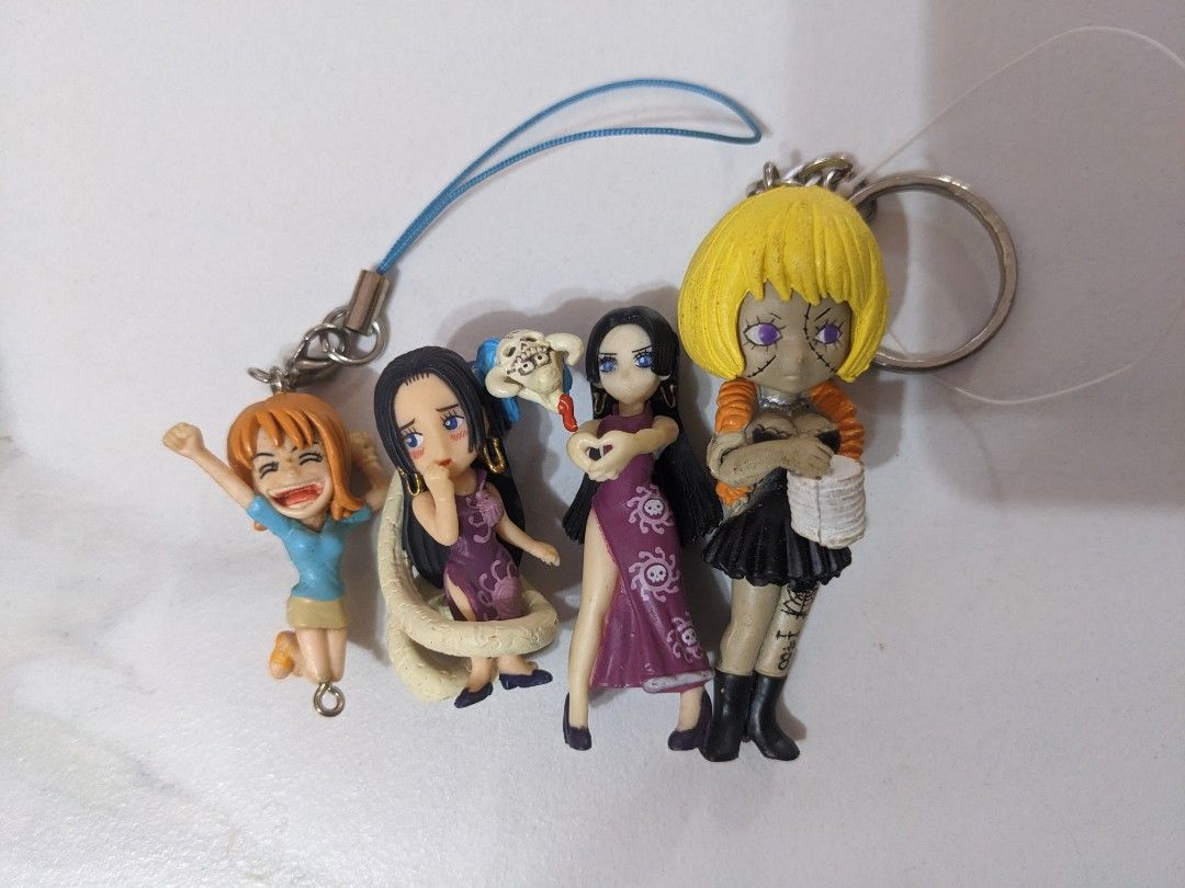Gashapon one piece nami boa hancock cindry, Hobbies & Toys, Toys