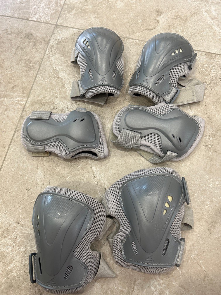 (L) Padding / protectors, Sports Equipment, Other Sports Equipment and