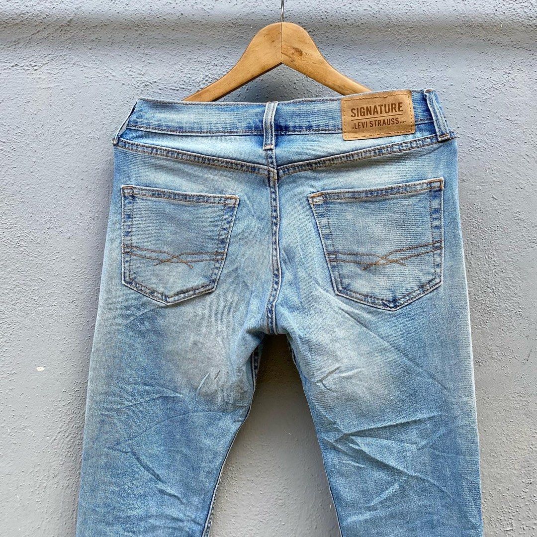 levis signature slim fit Men s Fashion Bottoms Jeans on Carousell