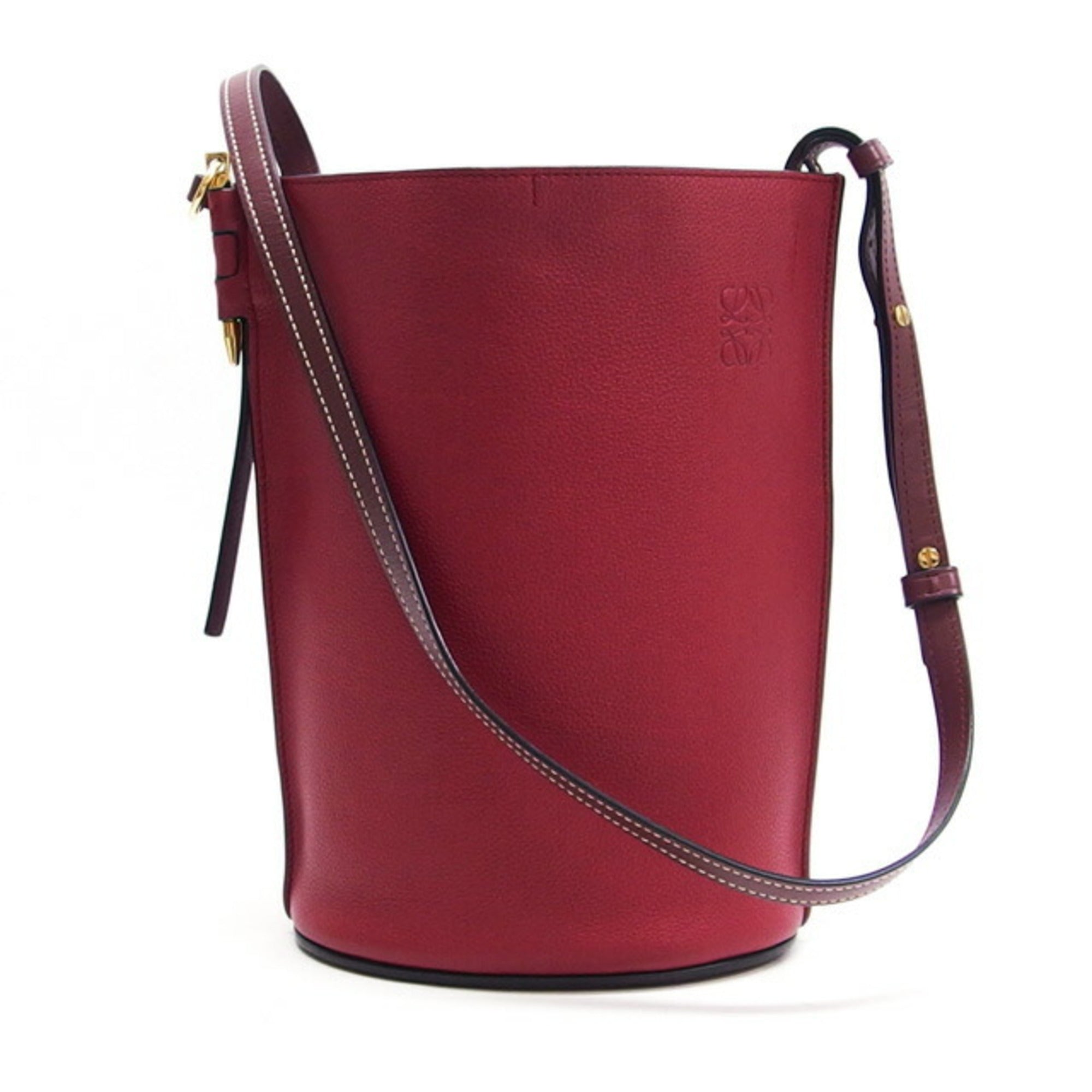 Gate bucket best sale bag loewe