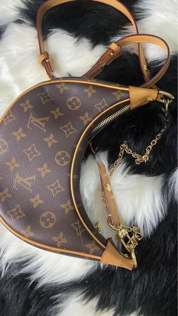 Louis Vuitton Loop PM Beige