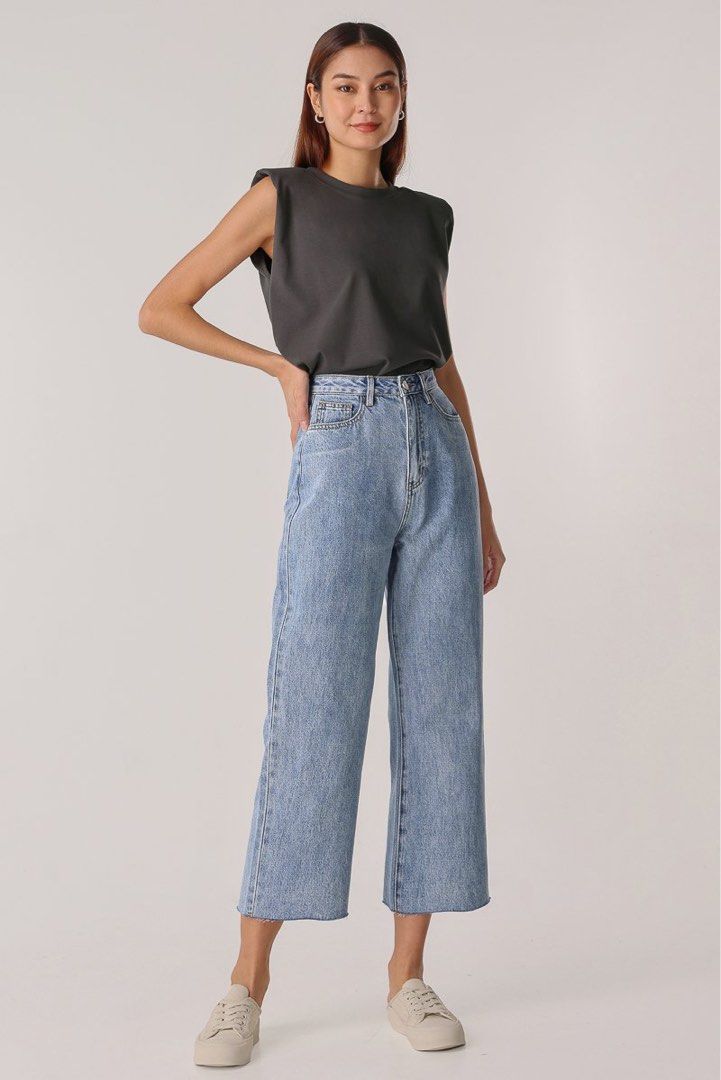 Lovet Laidback Raw Hem Cropped Jean