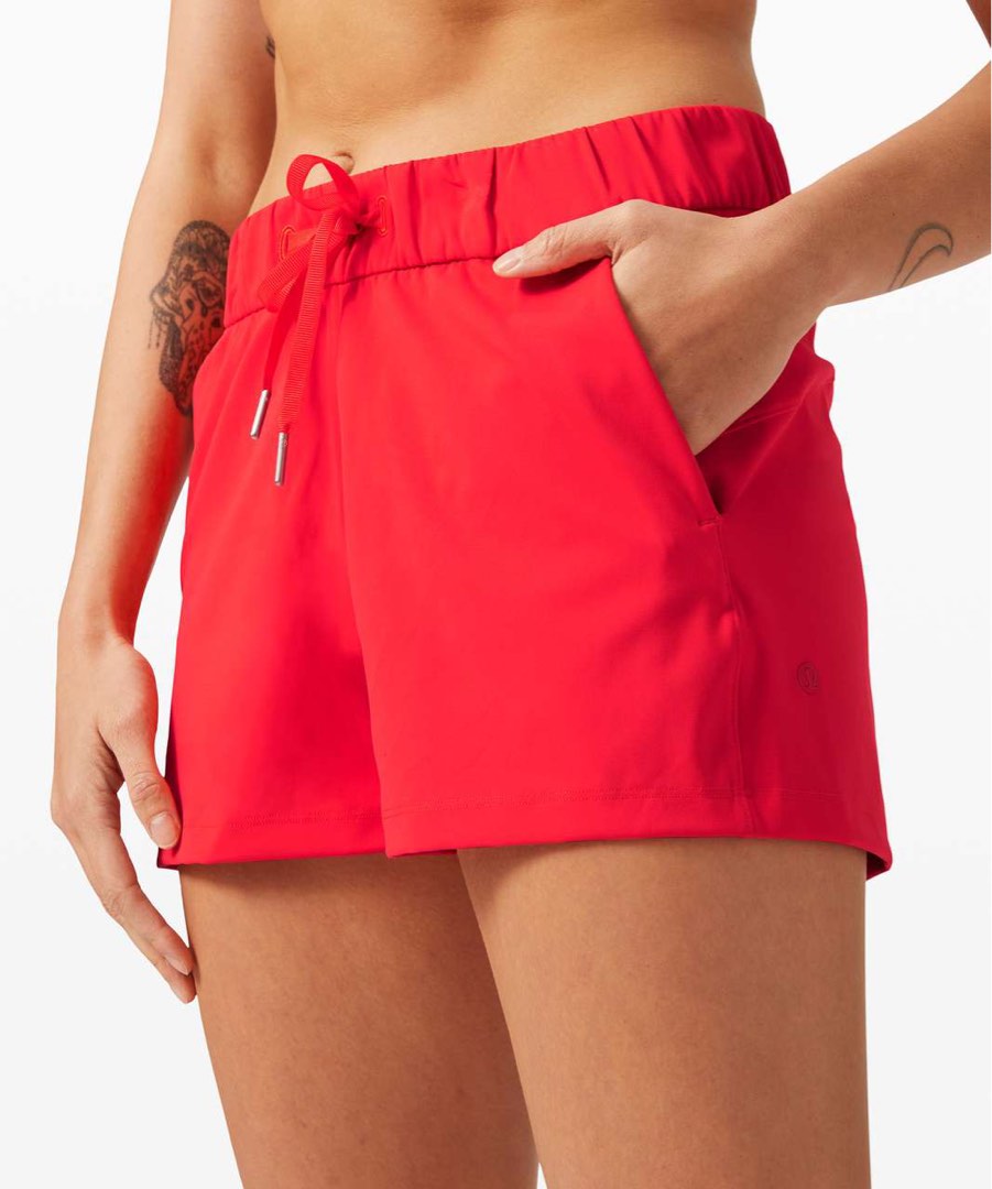 Lululemon On the Fly Red shorts US 2