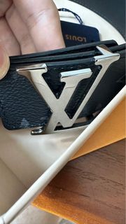 Louis Vuitton, Accessories, Louis Vuitton Womens Lv Initiales 3mm Reversible  Belt Size 80