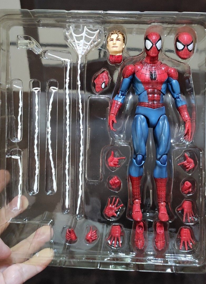 CT Toys MAFEX No. 001 The Amazing Spider-Man 6in Figure – Andrew Garfield – US Stock