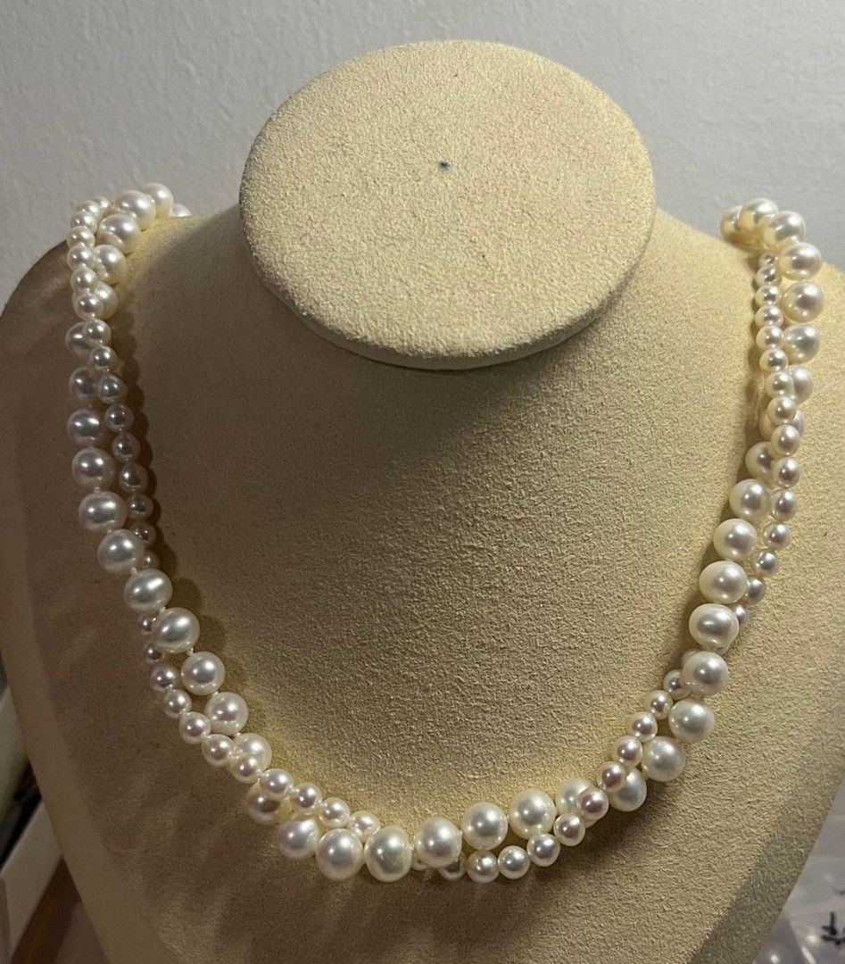 Double strand top freshwater pearl necklace