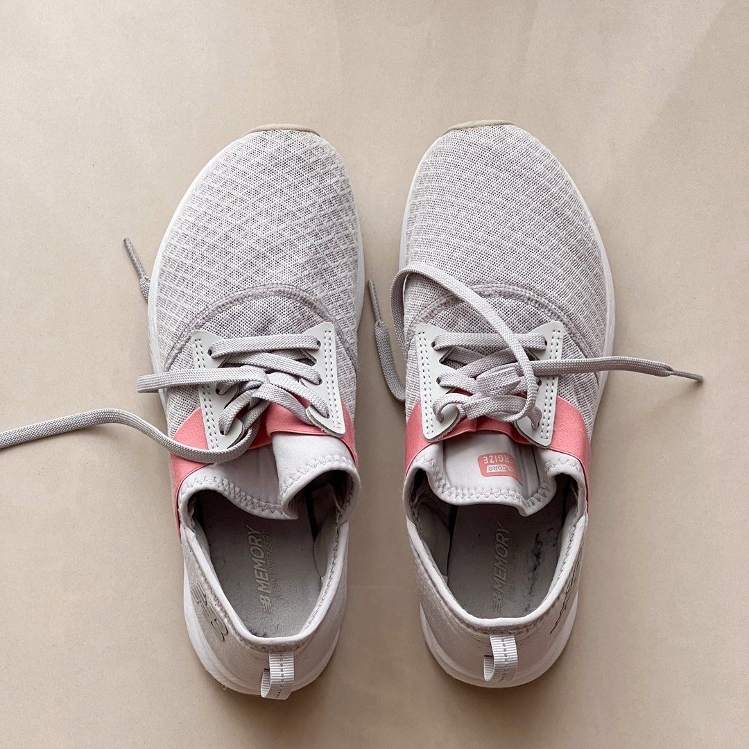 New Balance 7.5