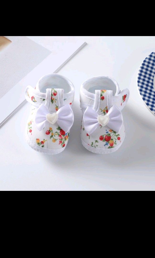 Cute sandals for little girls on sale